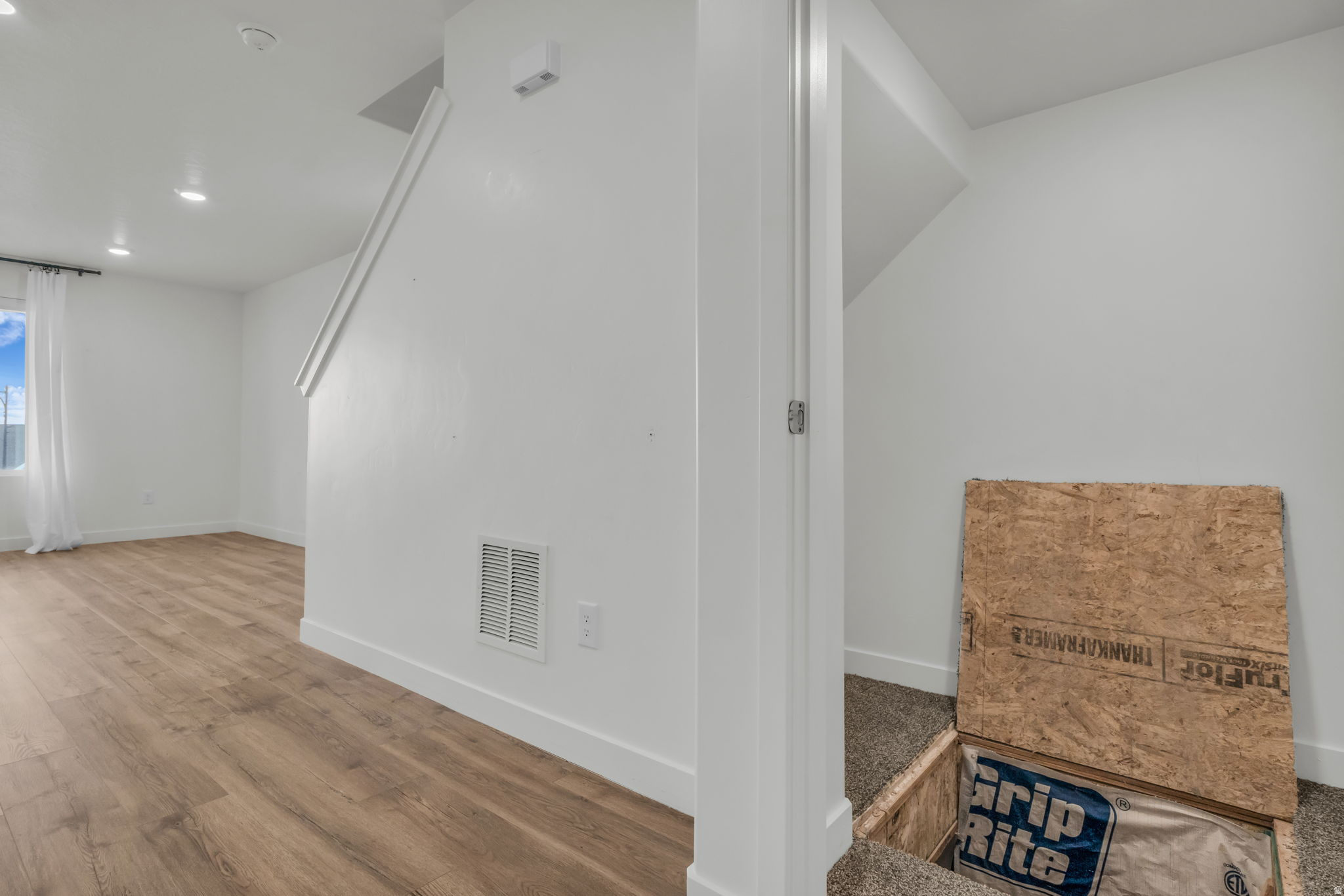 LITTLE VALLEY GATEWA - Residential