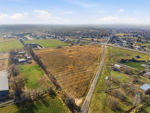 Tiny photo for 9800 S WOODLAND HILLS DR, Salem, UT 84653 (MLS # 2125058)