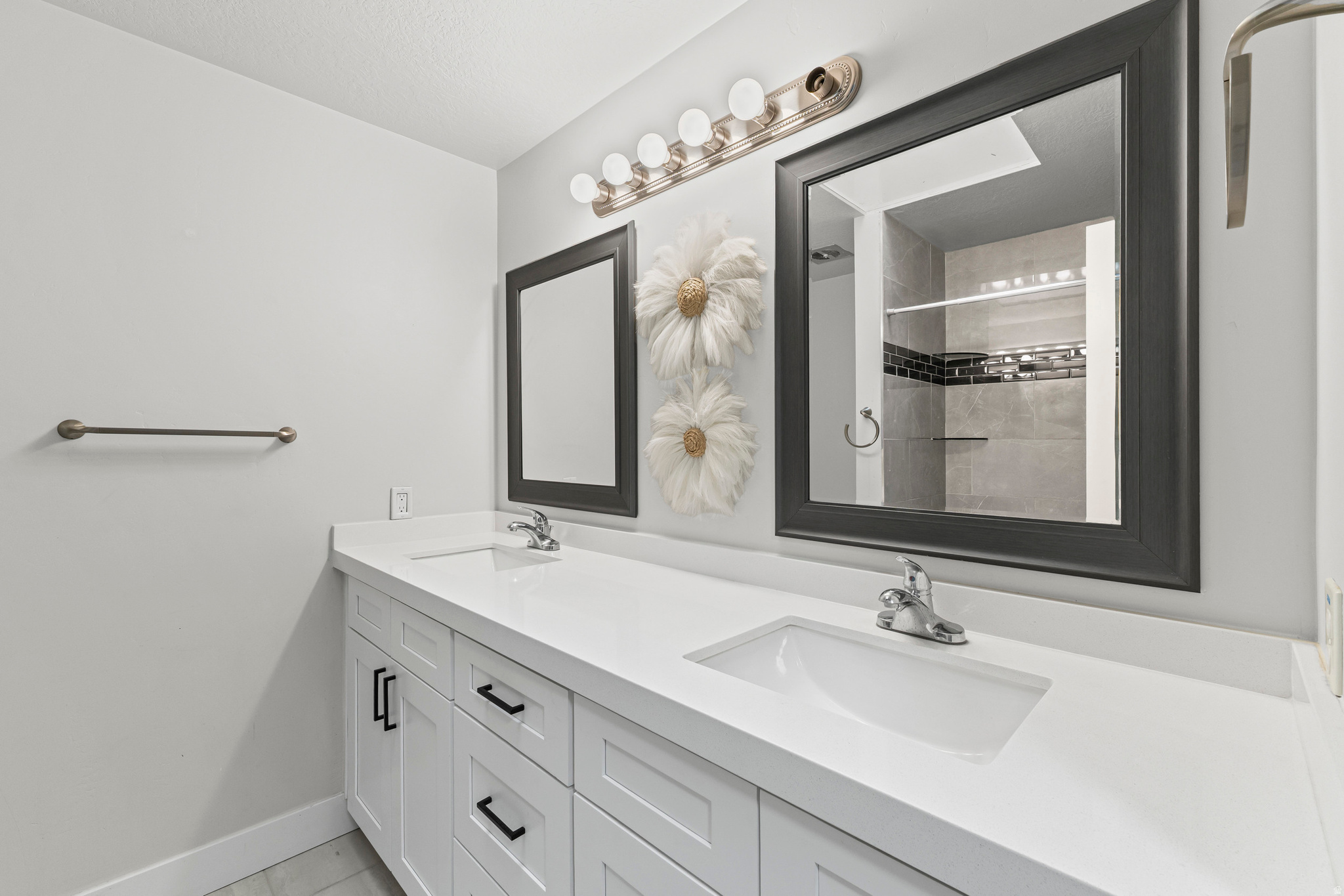 EL CAMINO ESTATES #2 - Residential