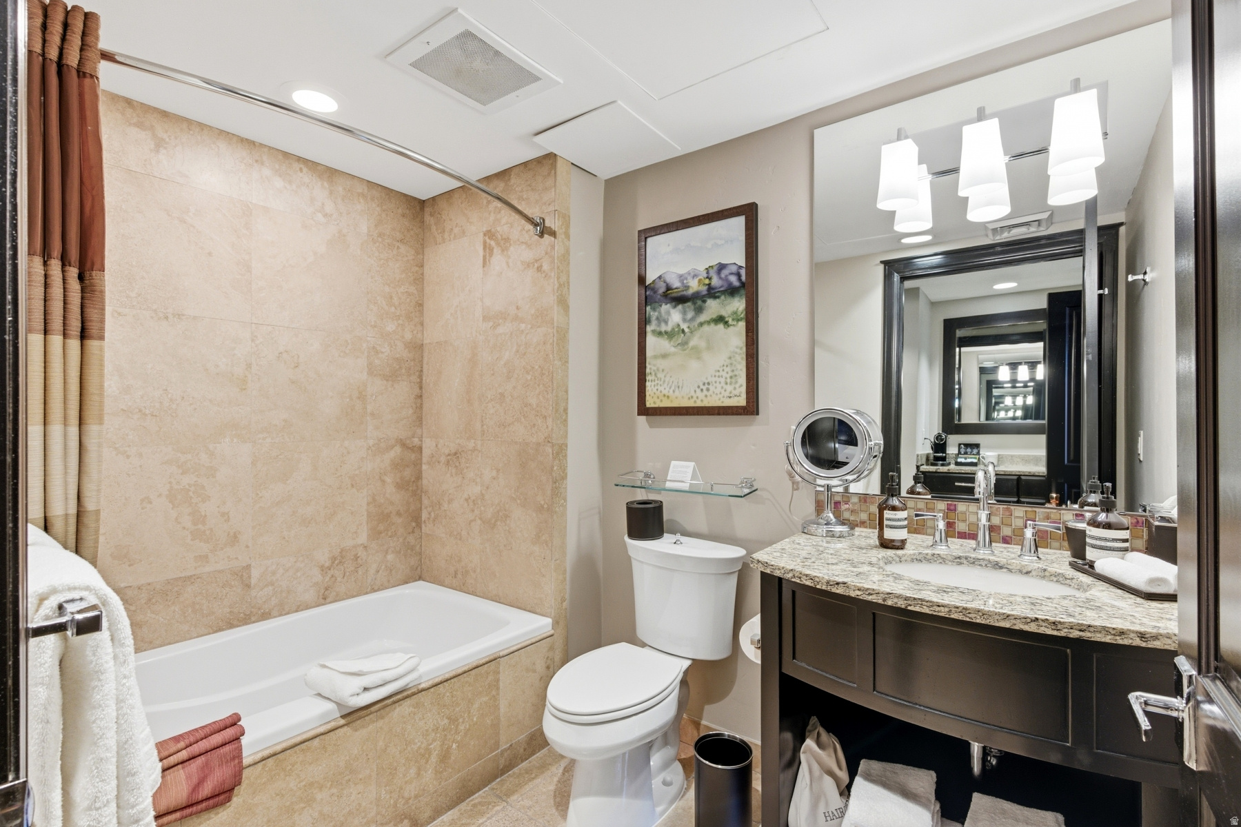 WALDORF ASTORIA - Residential