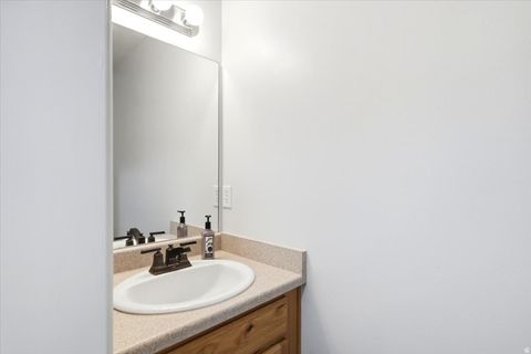 Tiny photo for 652 W 800 N #67, Clinton, UT 84015 (MLS # 2172373)