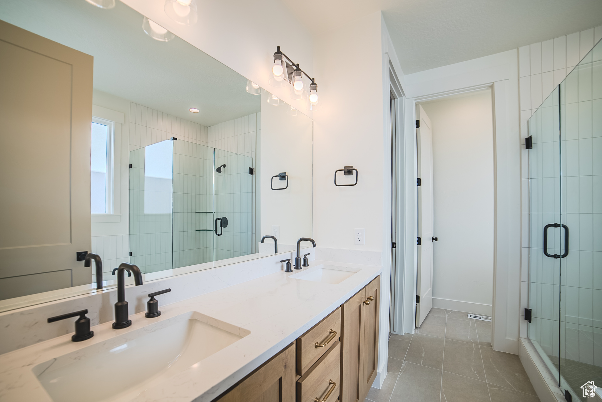 JORDAN - Residential