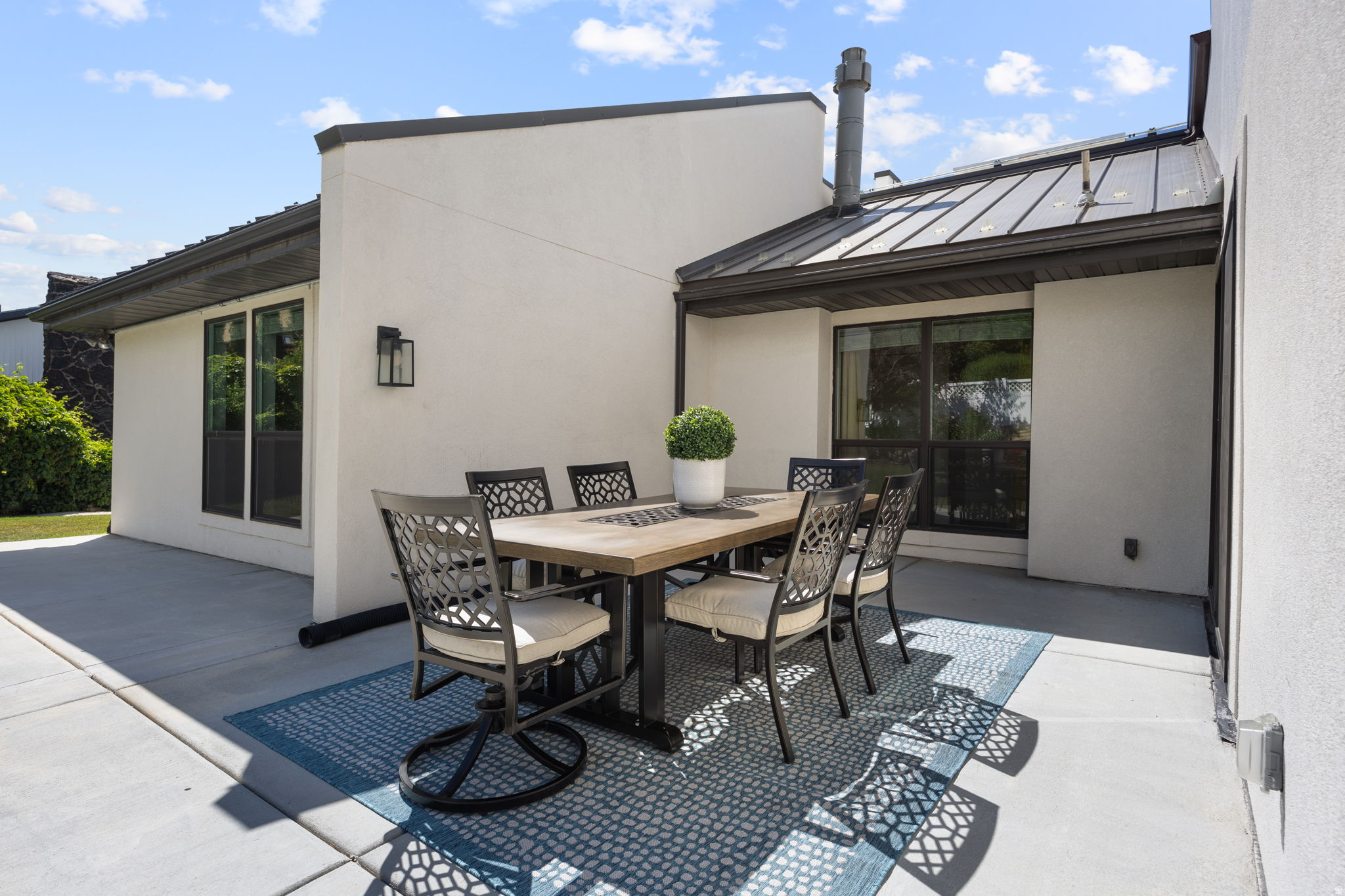 ENSIGN DOWNS - Residential