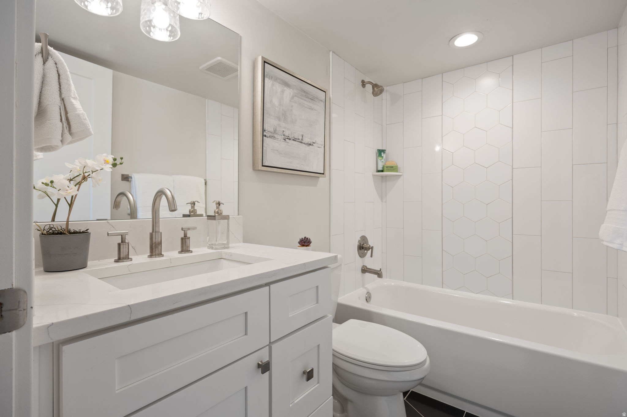 ENSIGN DOWNS - Residential