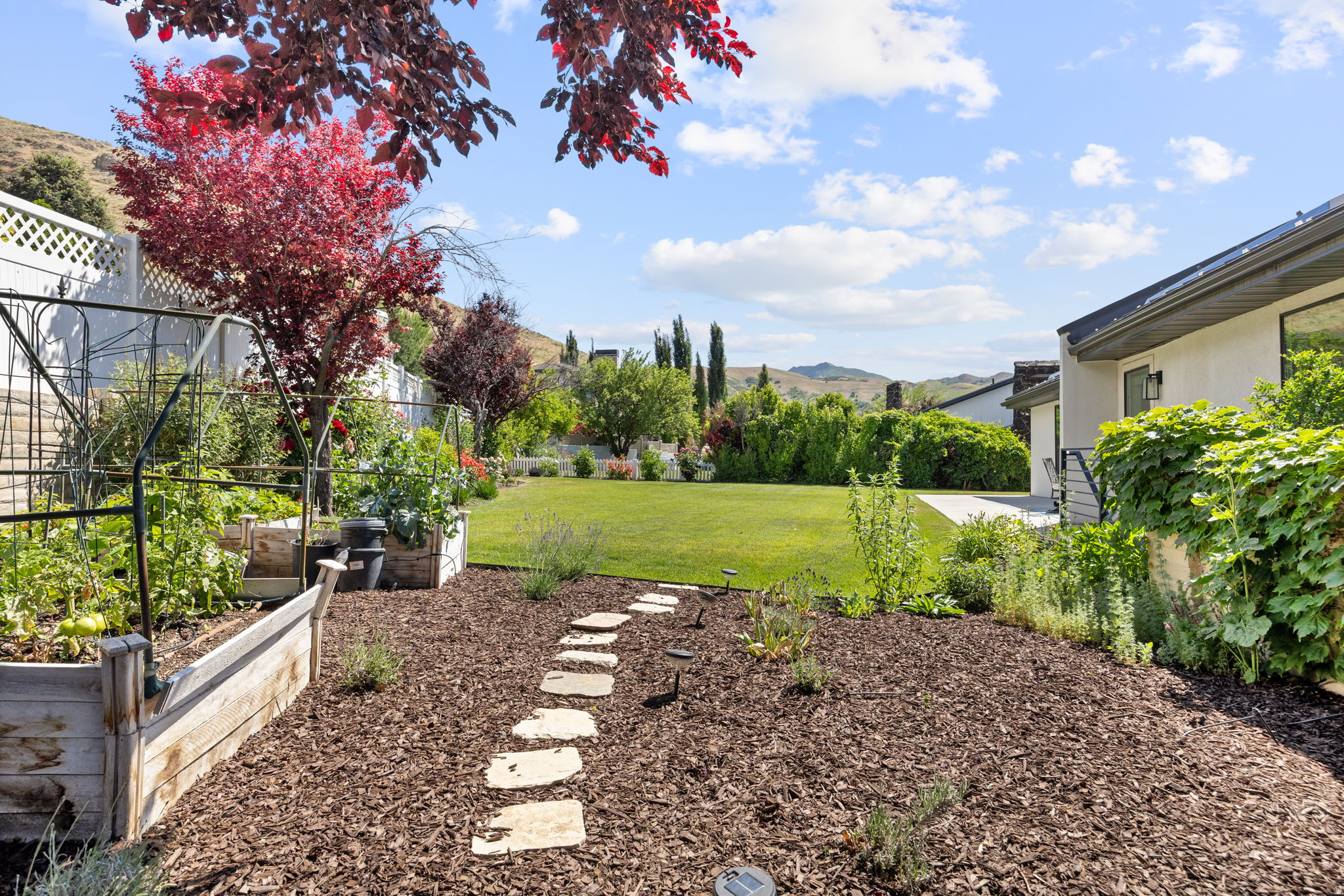 ENSIGN DOWNS - Residential