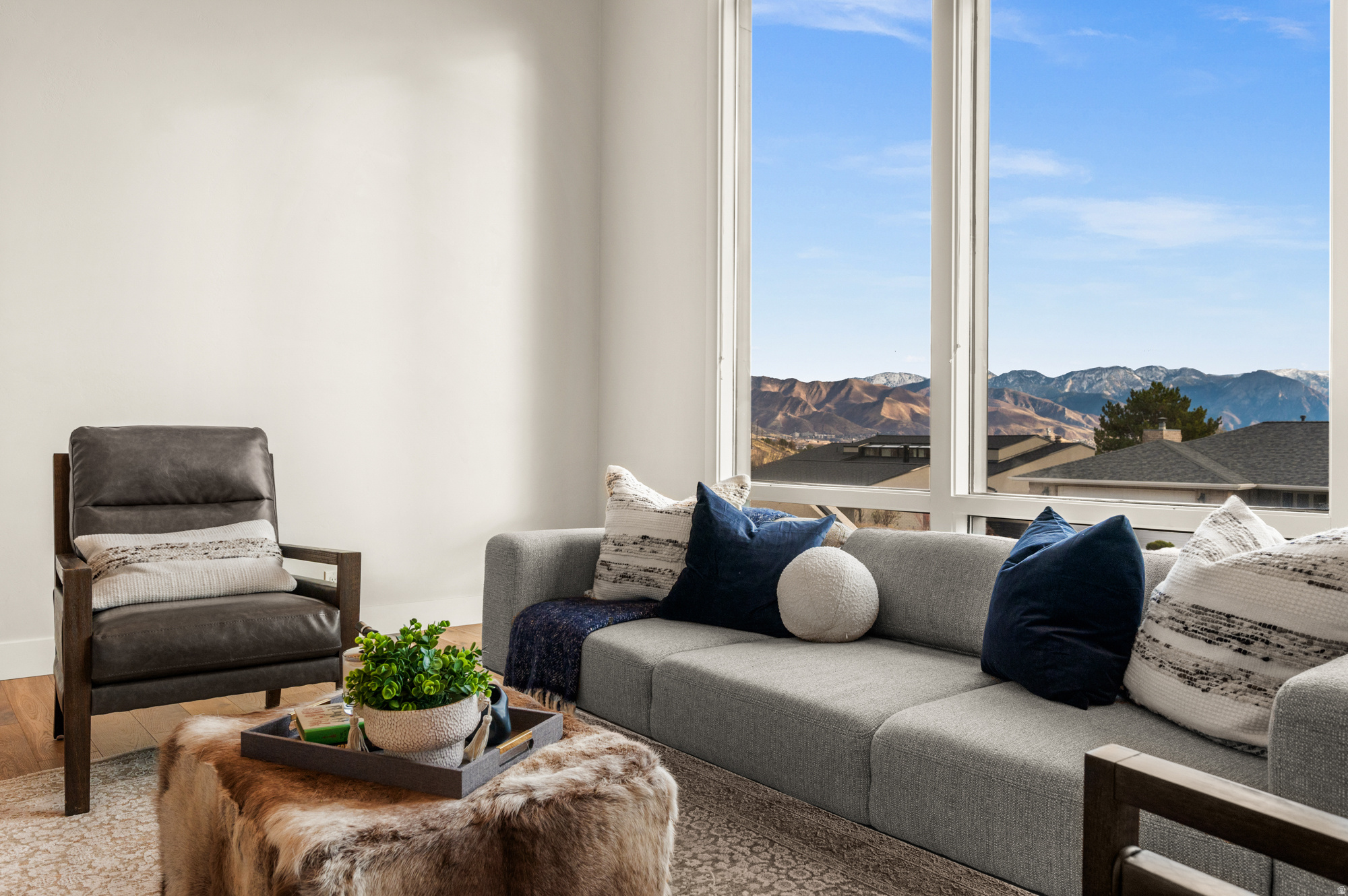 ENSIGN DOWNS - Residential