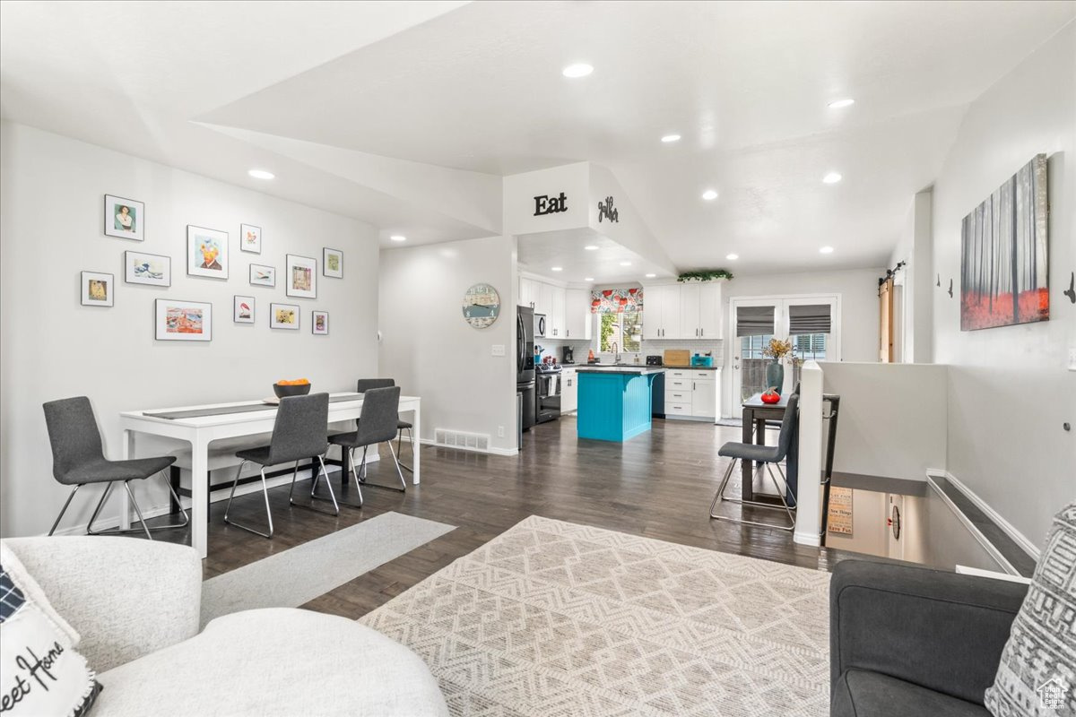 PIONEER CROSSING - Residential