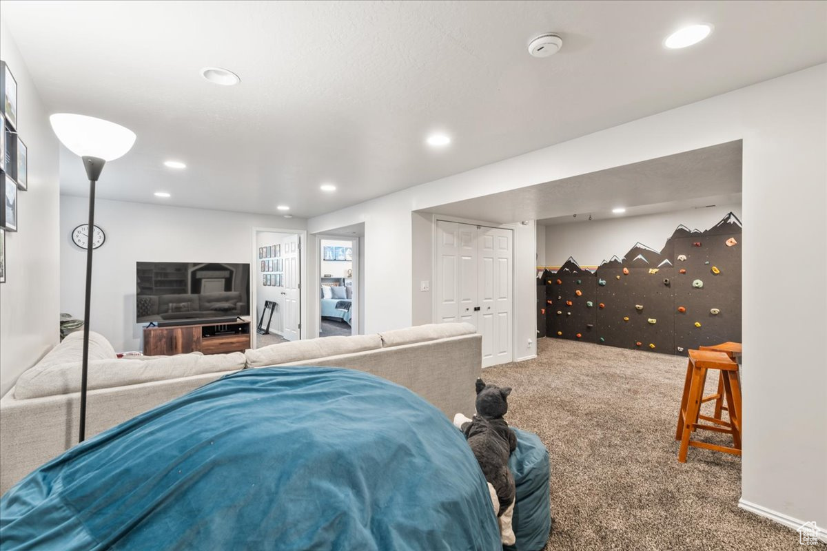 PIONEER CROSSING - Residential