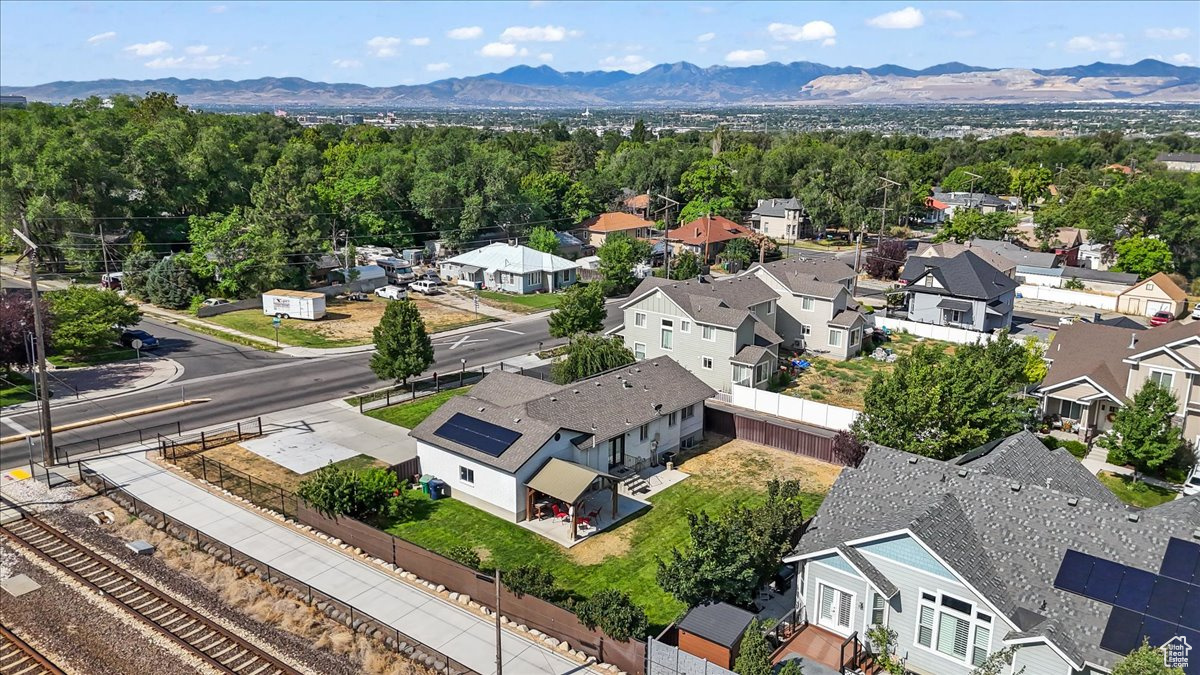 PIONEER CROSSING - Residential