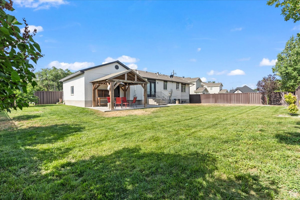 PIONEER CROSSING - Residential