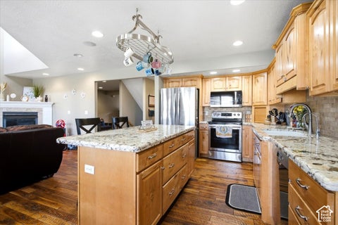 Tiny photo for 1681 N PAGES PL, Bountiful, UT 84010 (MLS # 2189271)