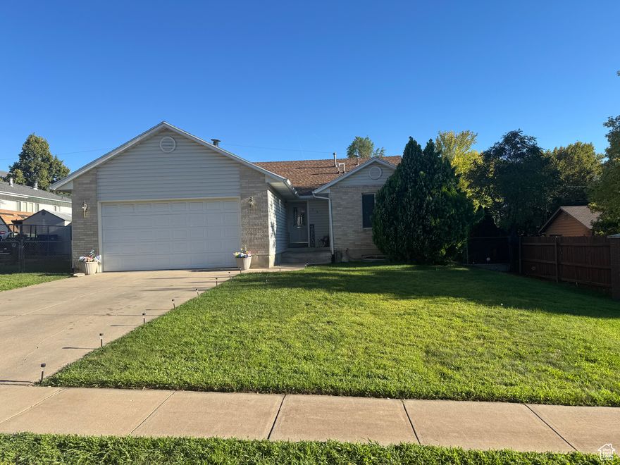 This 4 bedroom, 3 bathroom home has fresh paint and new flooring throughout. A new HVAC system was installed 10/13/24. It has solar panels cutting electricity costs. The system is paid off. The master bedroom has a jetted tub and a walk-in closet. The bedrooms are all good sized, There are two large family rooms, formal living room, main floor laundry and a large kitchen pantry. Storage in basement and 2 sheds in the backyard. The jellyfish lights add fun and security lights. Come take a look!!