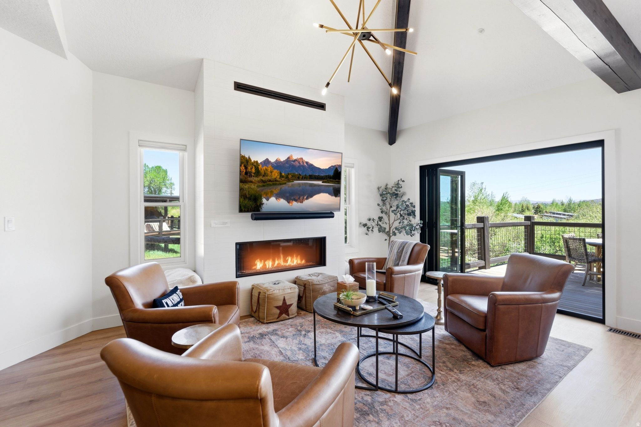 PARKVIEW CONDOMINIUMS - Residential