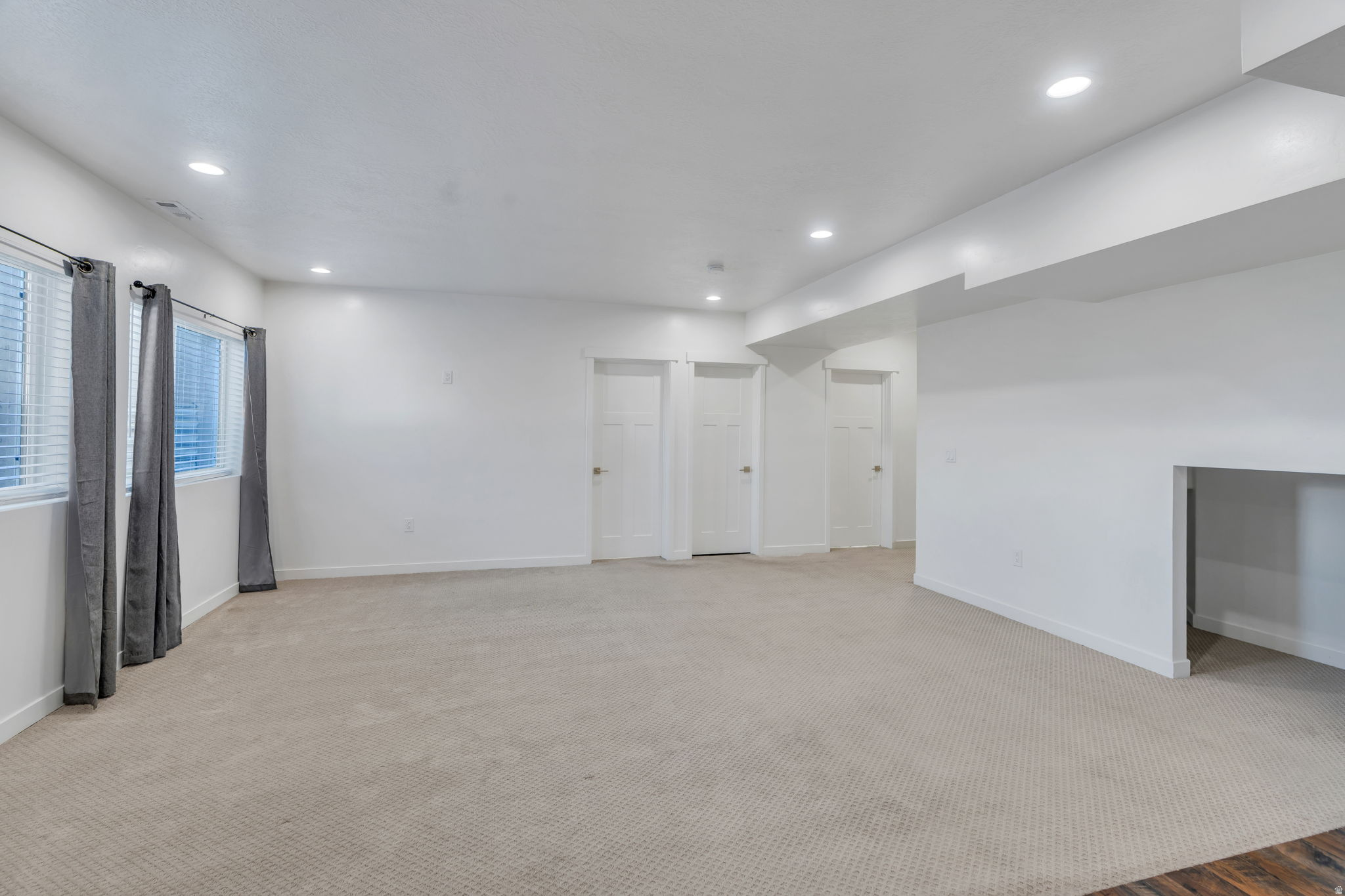 JAMES BAY AT WATERS EDGE - Residential