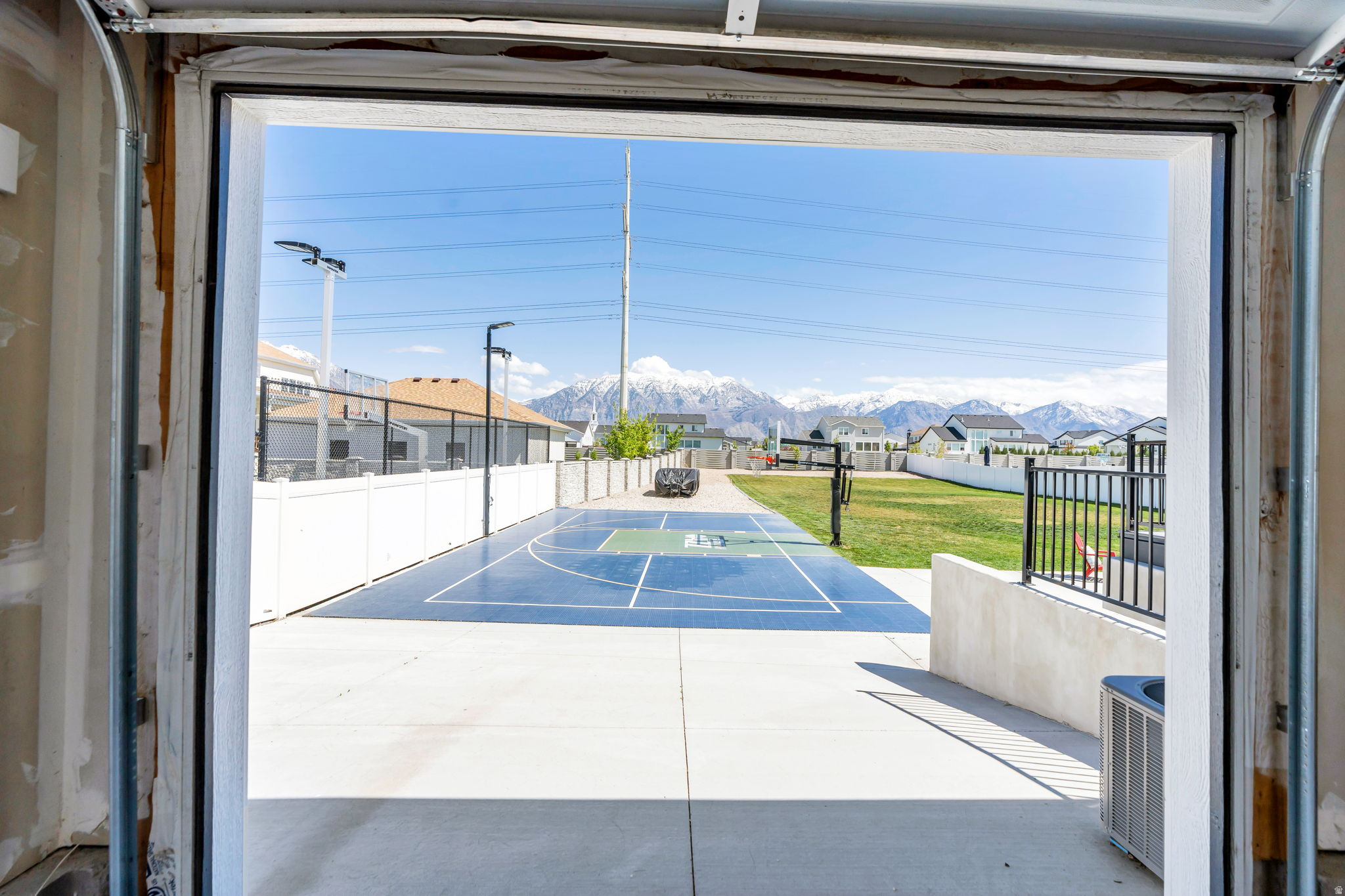 JAMES BAY AT WATERS EDGE - Residential