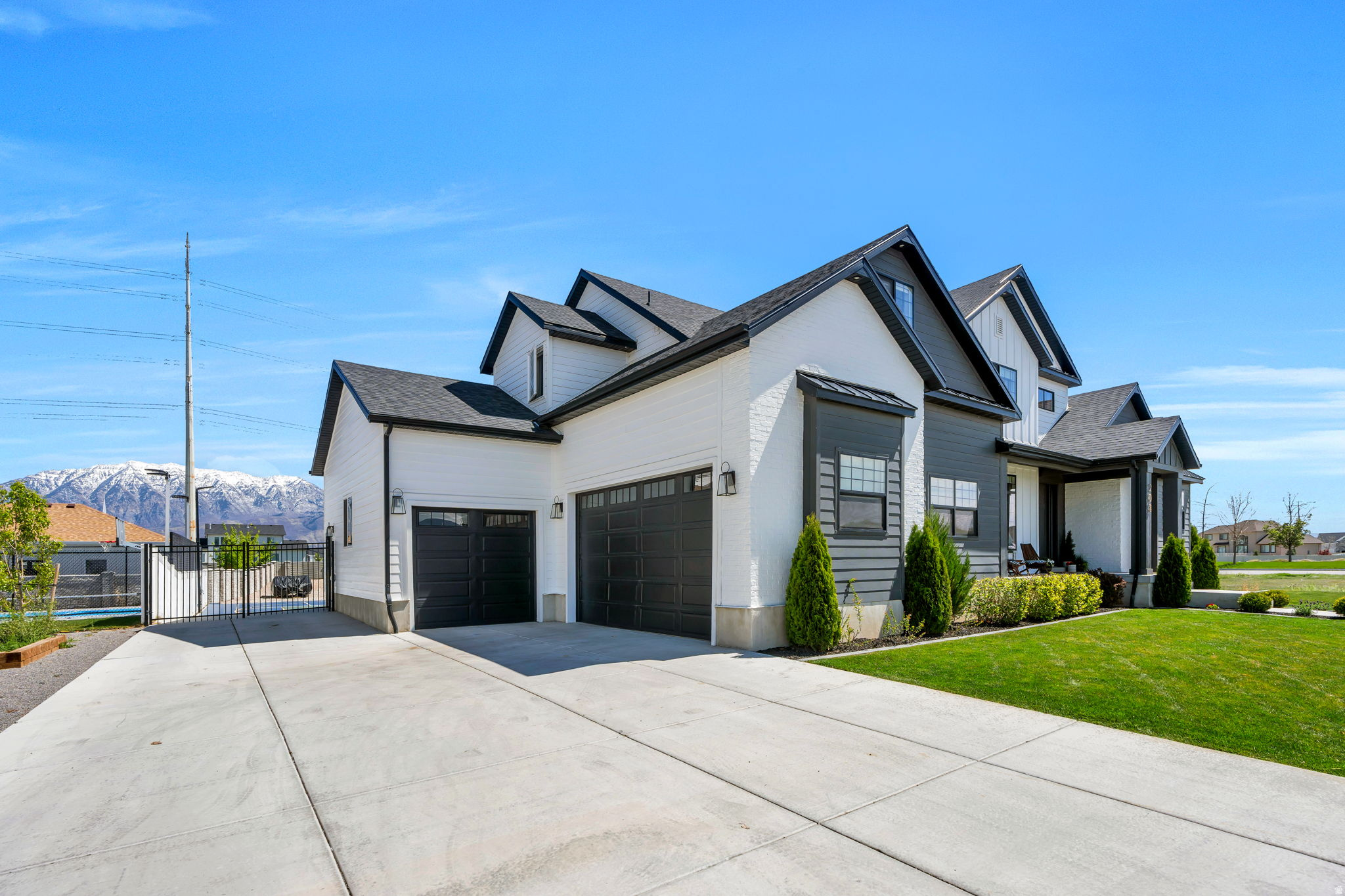 JAMES BAY AT WATERS EDGE - Residential