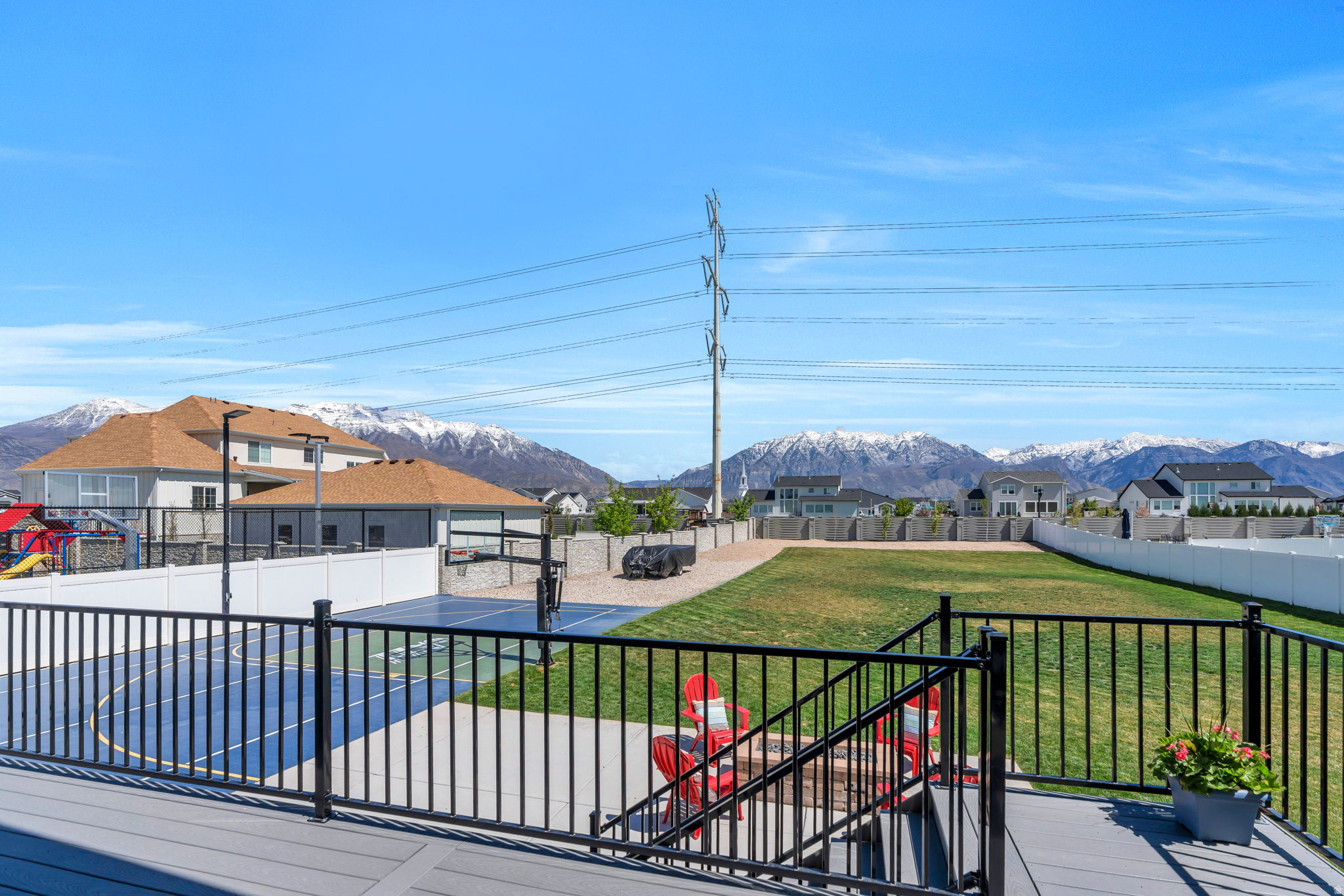 JAMES BAY AT WATERS EDGE - Residential