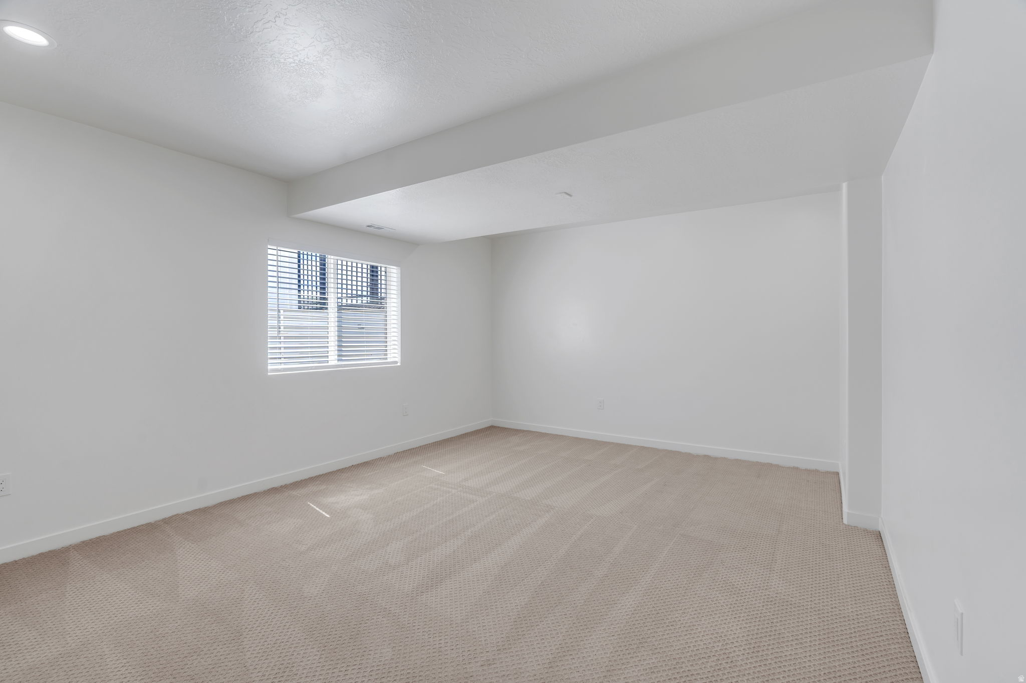 JAMES BAY AT WATERS EDGE - Residential