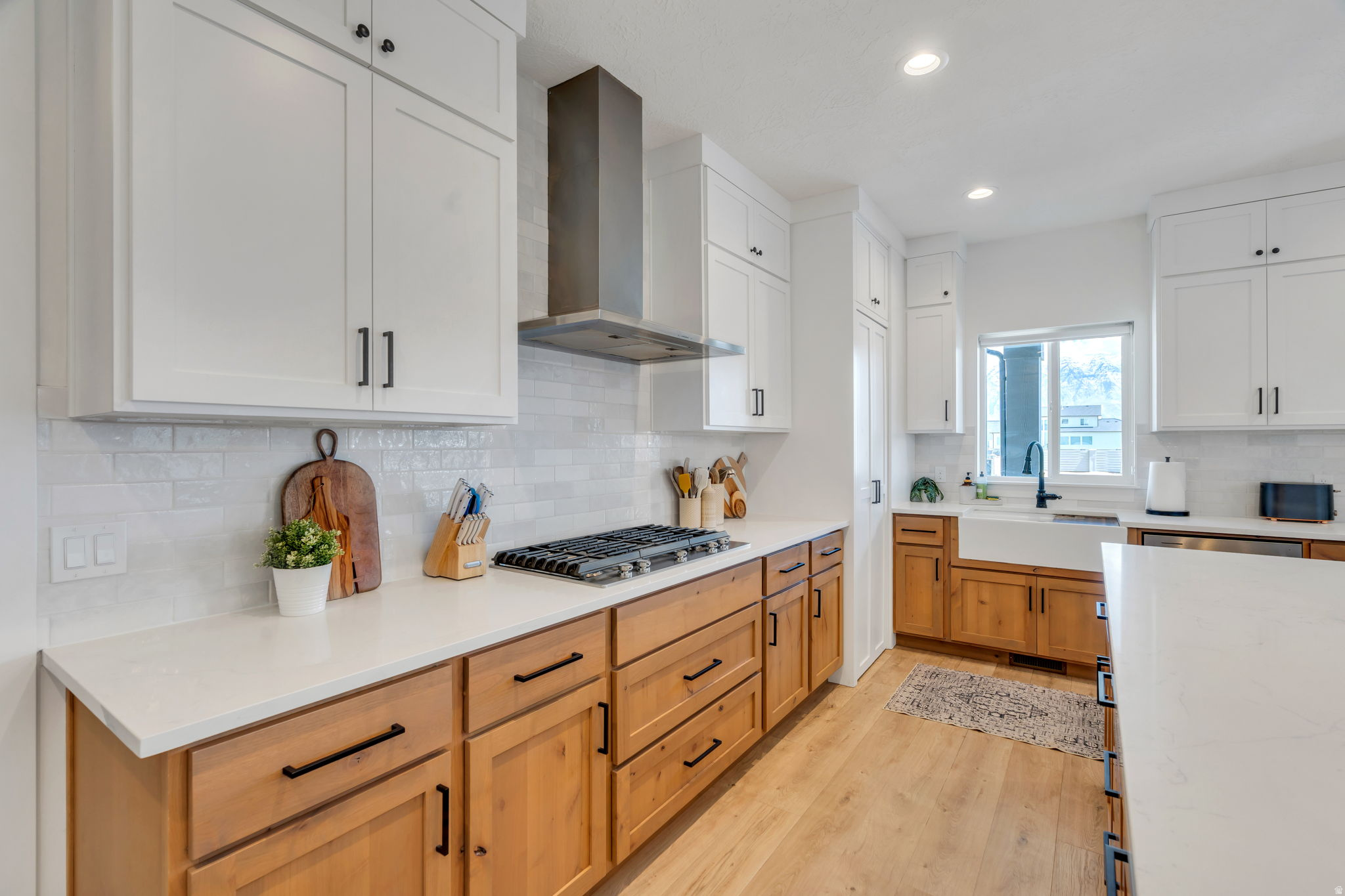 JAMES BAY AT WATERS EDGE - Residential