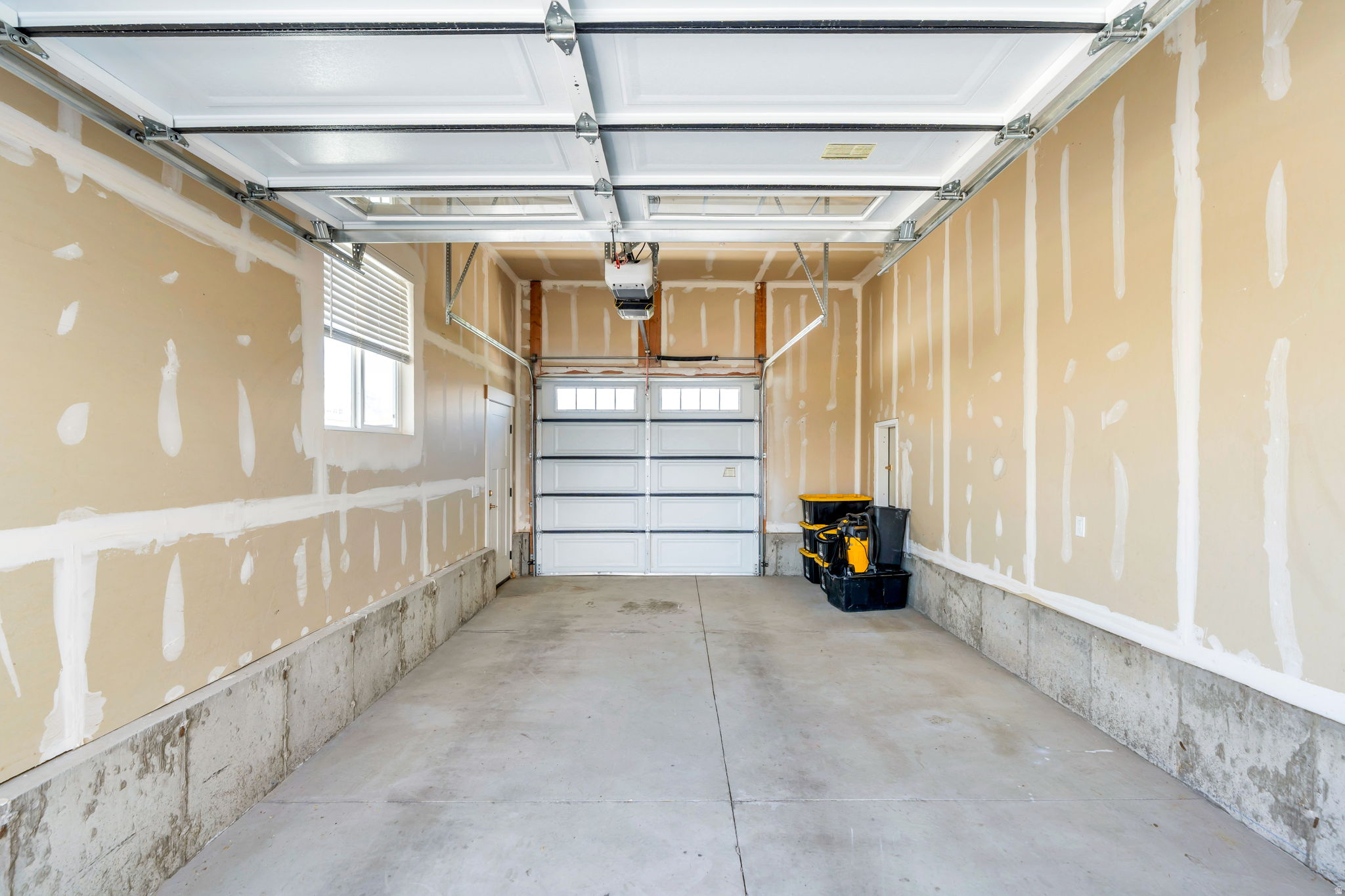 JAMES BAY AT WATERS EDGE - Residential