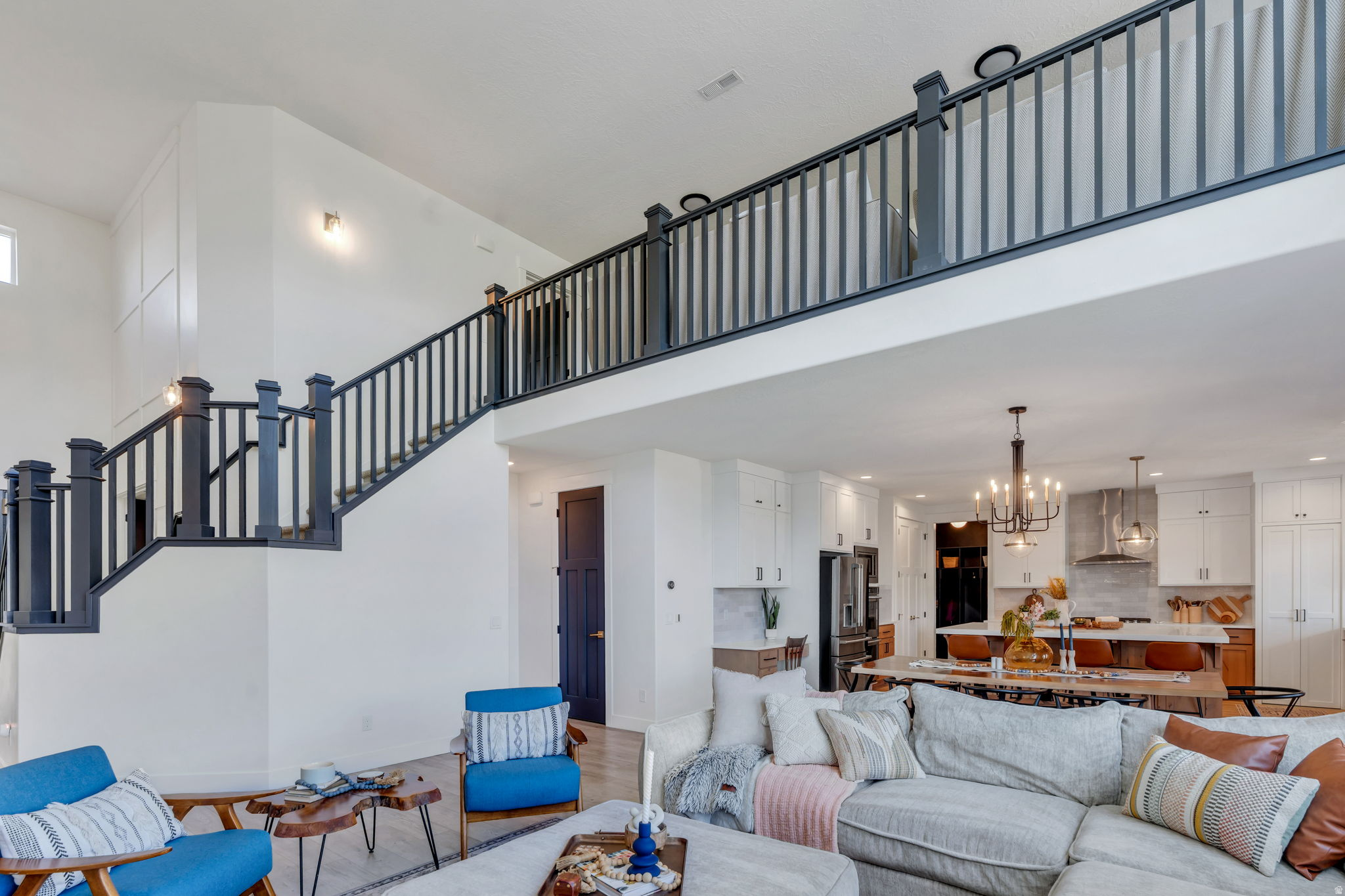 JAMES BAY AT WATERS EDGE - Residential