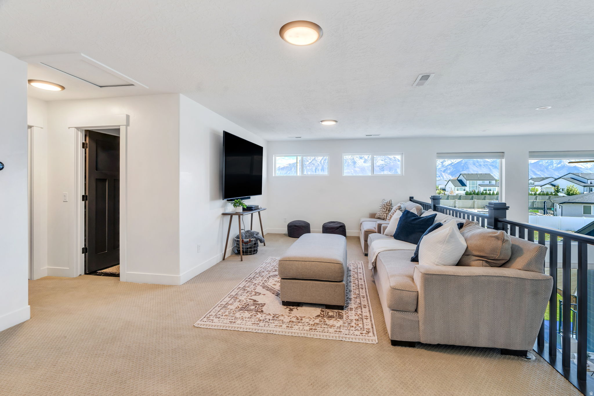 JAMES BAY AT WATERS EDGE - Residential