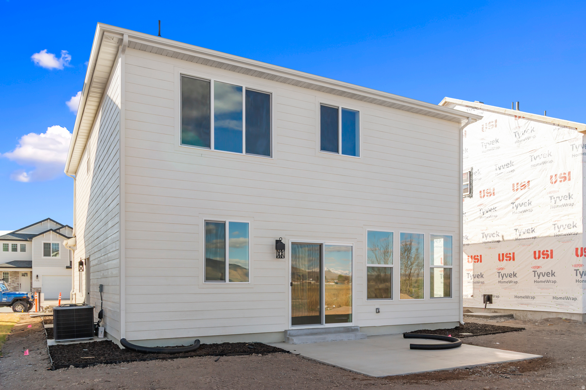 ENVISION ESTATES - Residential