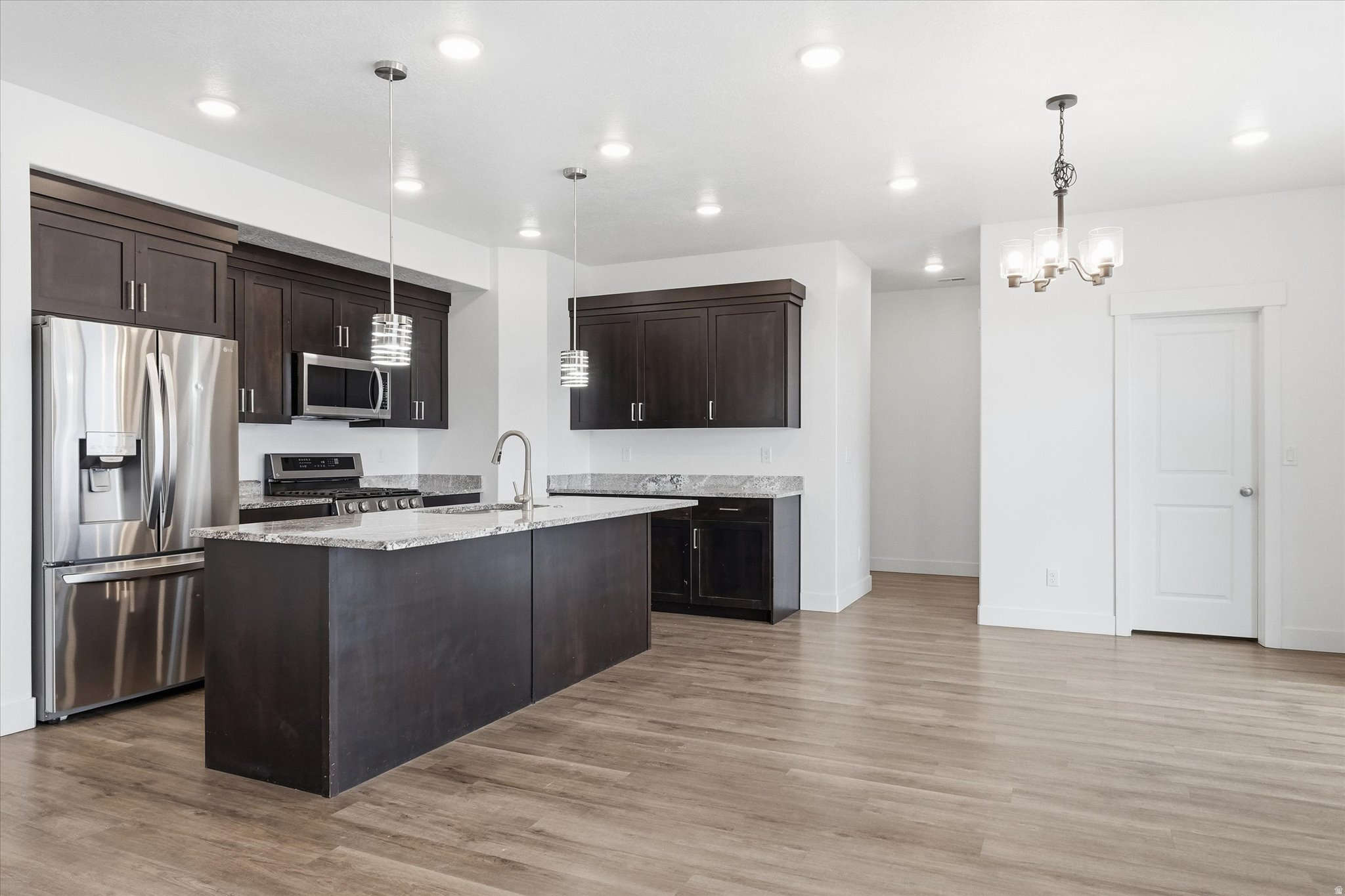 ELK MOUNTAIN - Residential