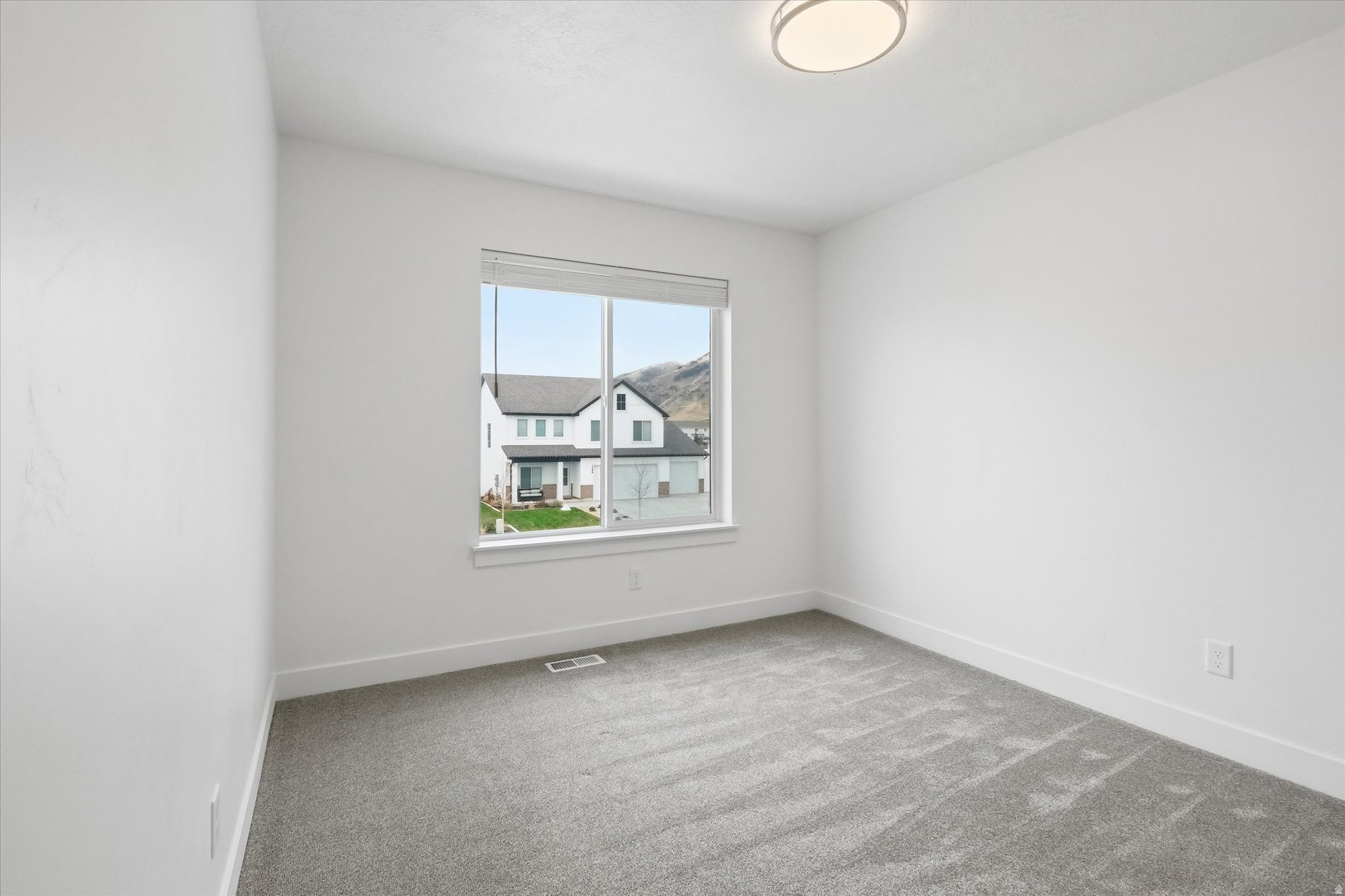 ELK MOUNTAIN - Residential