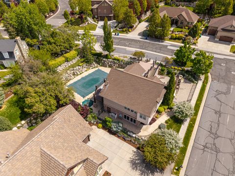 Tiny photo for 1727 DEER CREST DR, Fruit Heights, UT 84037 (MLS # 2154224)