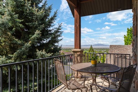 Tiny photo for 1727 DEER CREST DR, Fruit Heights, UT 84037 (MLS # 2154224)
