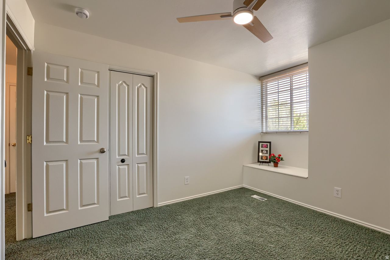CAPITAL ESTATES - Residential