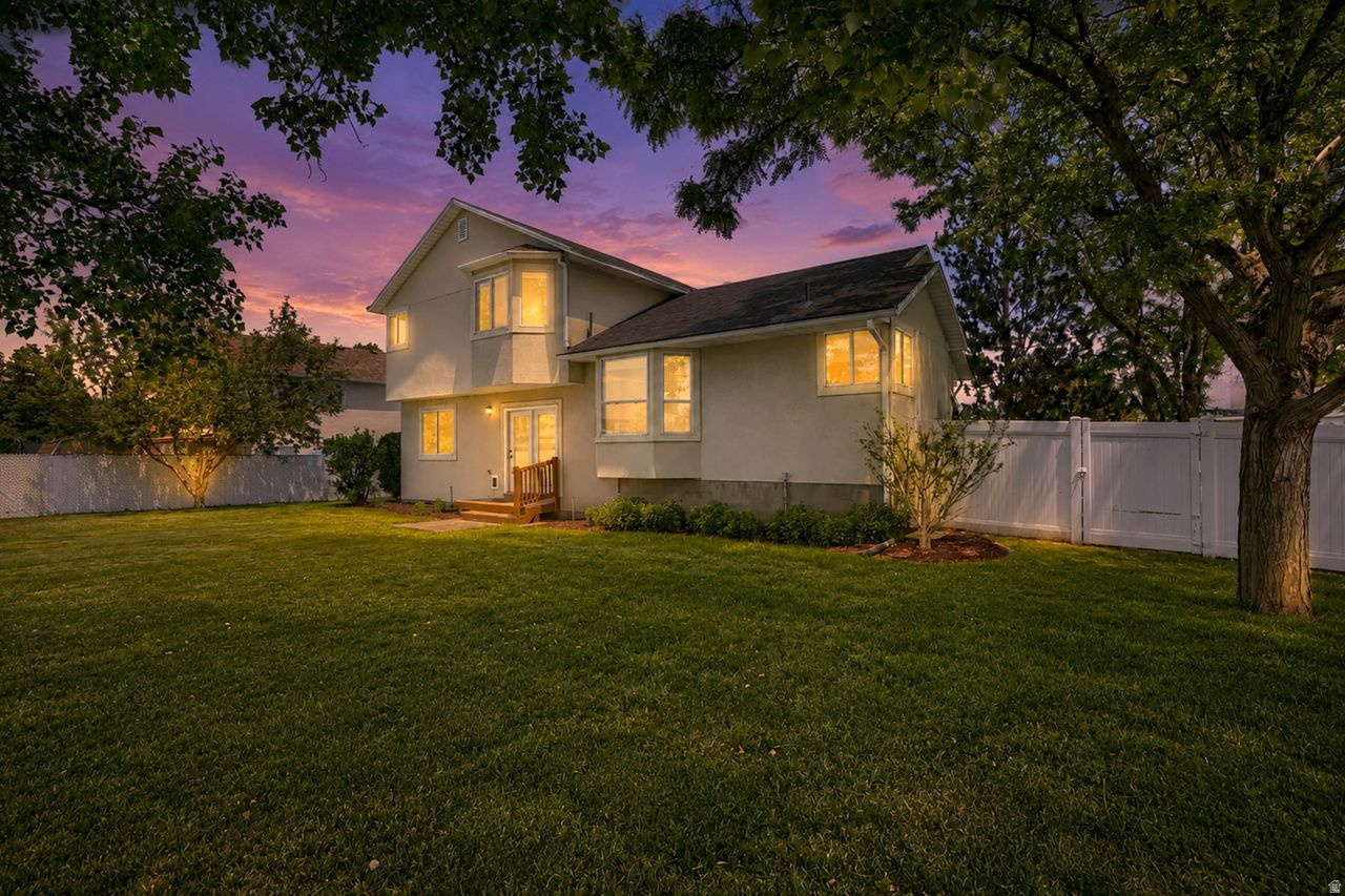 CAPITAL ESTATES - Residential