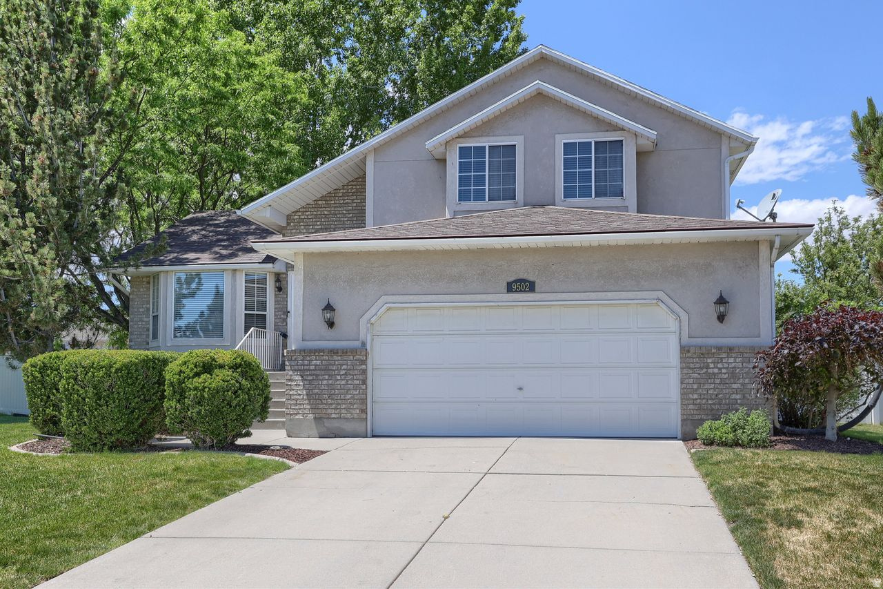 CAPITAL ESTATES - Residential