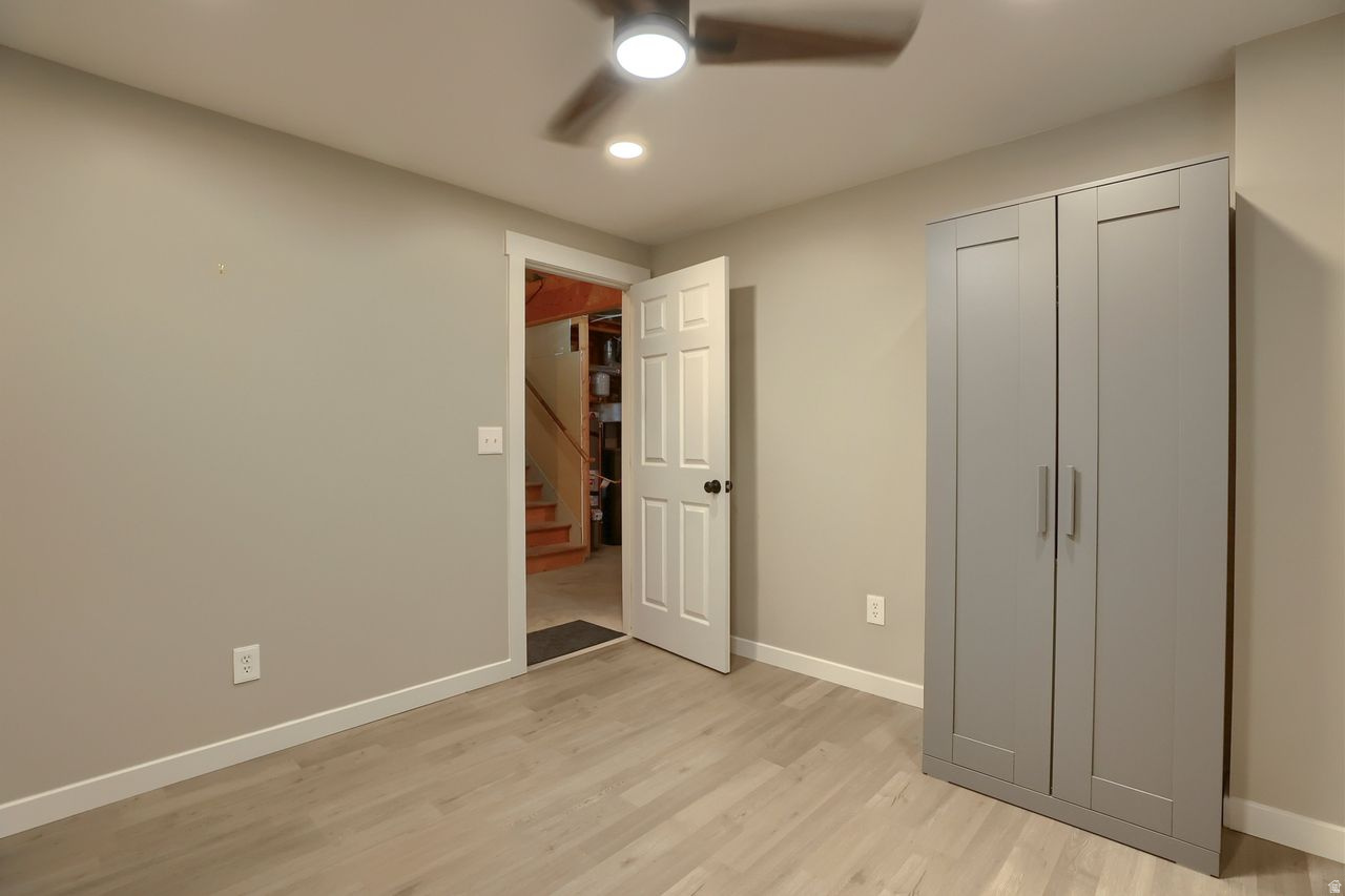 CAPITAL ESTATES - Residential