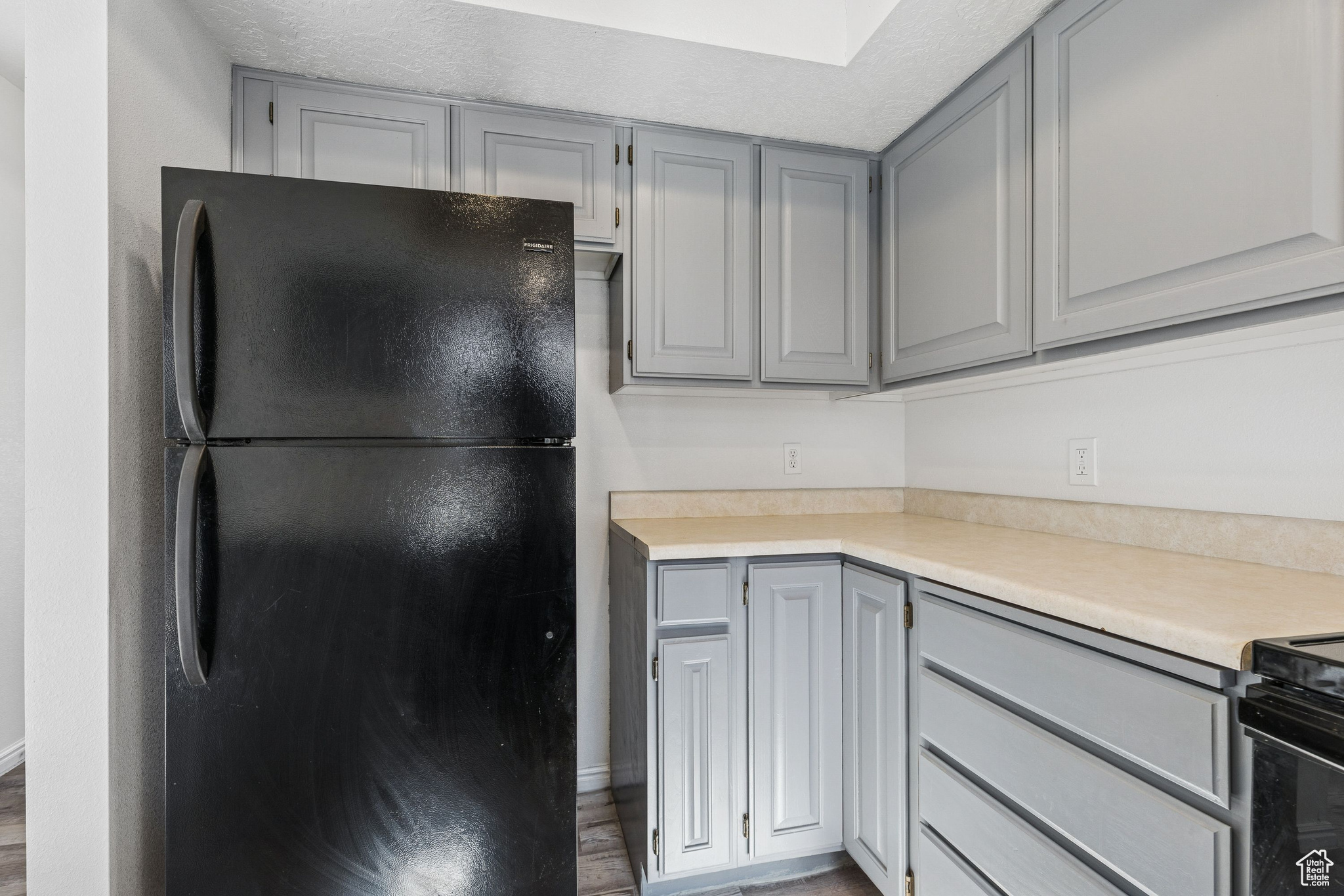 SPANISH PALMS TOWNHOMES - Residential