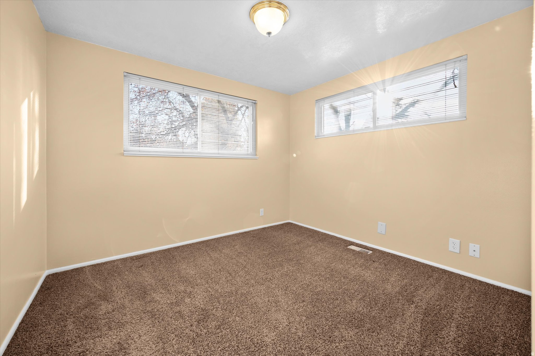 DIAMOND HILLS - Residential