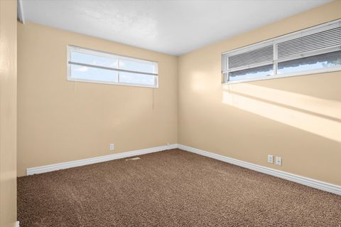 Tiny photo for 975 N GARNET ST, Layton, UT 84041 (MLS # 2124285)