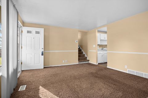 Tiny photo for 975 N GARNET ST, Layton, UT 84041 (MLS # 2124285)