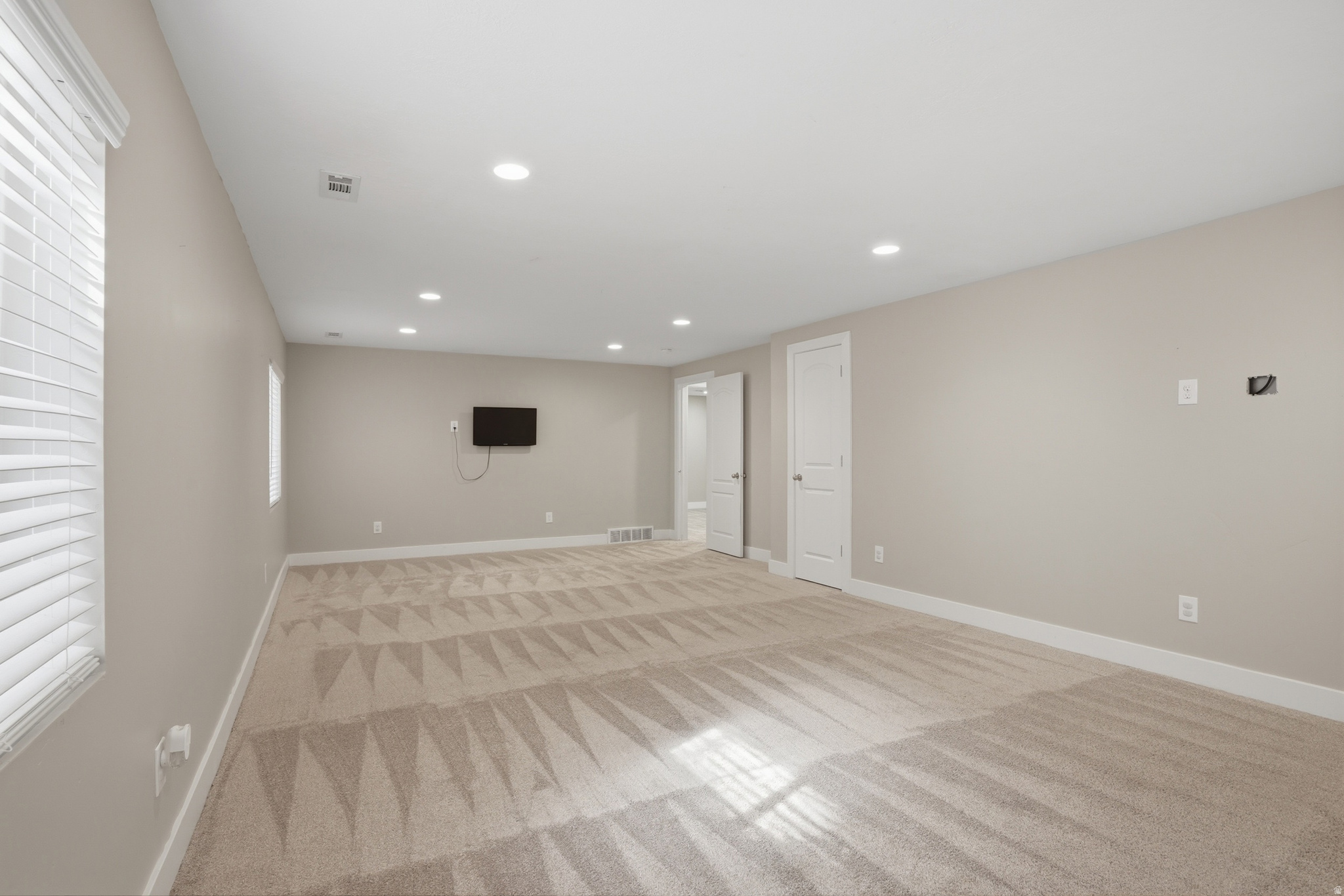 SYCAMORES AT JORDAN HILLS - Residential