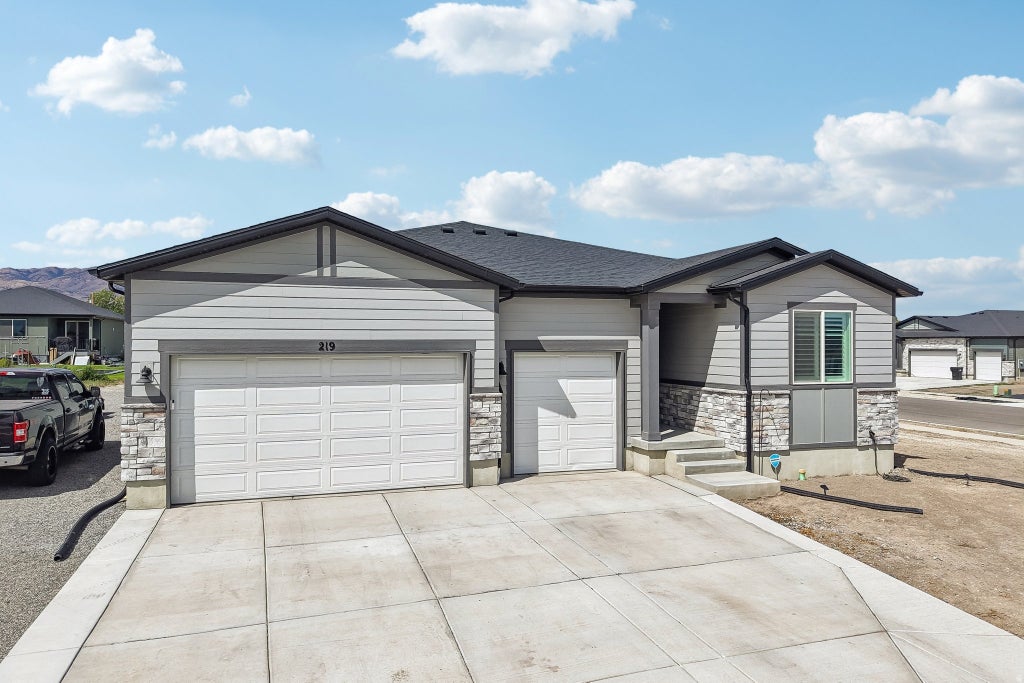 Photo of 219 N HATCHET DR W, Grantsville, UT 84029 (MLS # 2182201)