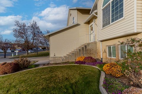 Tiny photo for 2618 N 1650 E, Layton, UT 84040 (MLS # 2122257)