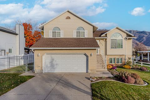 Tiny photo for 2618 N 1650 E, Layton, UT 84040 (MLS # 2122257)
