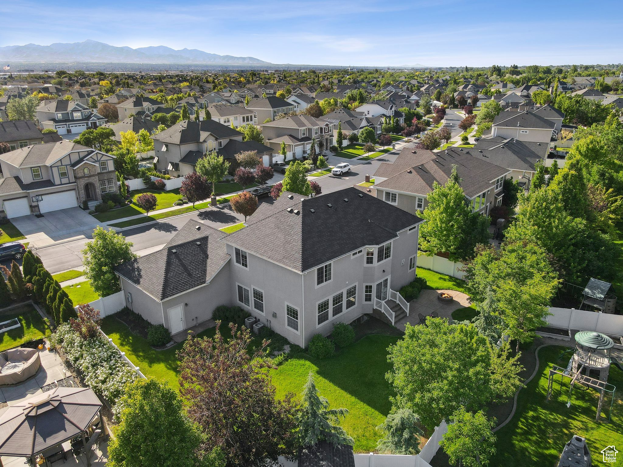 Draper, Utah 84020, United States, 4 Bedrooms Bedrooms, ,3 BathroomsBathrooms,Residential,Active,147072