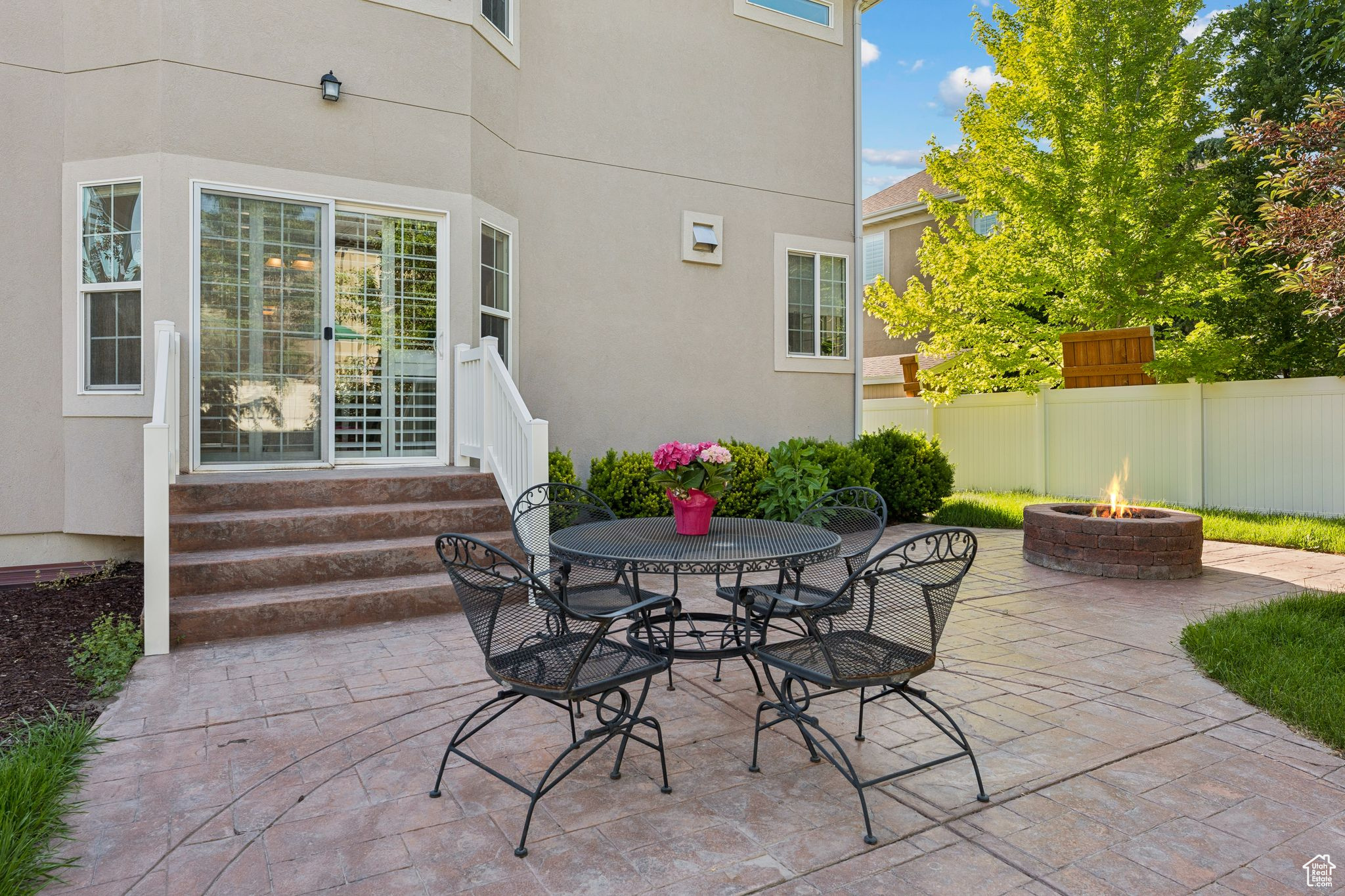 Draper, Utah 84020, United States, 4 Bedrooms Bedrooms, ,3 BathroomsBathrooms,Residential,Active,147072