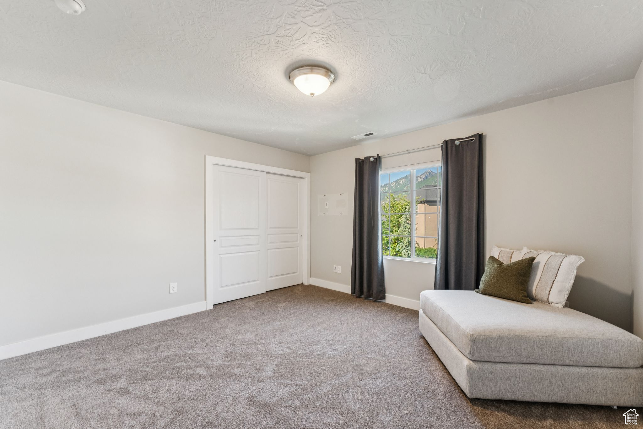 Draper, Utah 84020, United States, 4 Bedrooms Bedrooms, ,3 BathroomsBathrooms,Residential,Active,147072