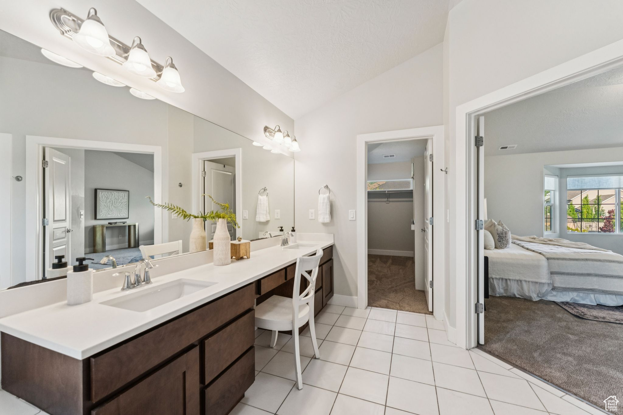 Draper, Utah 84020, United States, 4 Bedrooms Bedrooms, ,3 BathroomsBathrooms,Residential,Active,147072