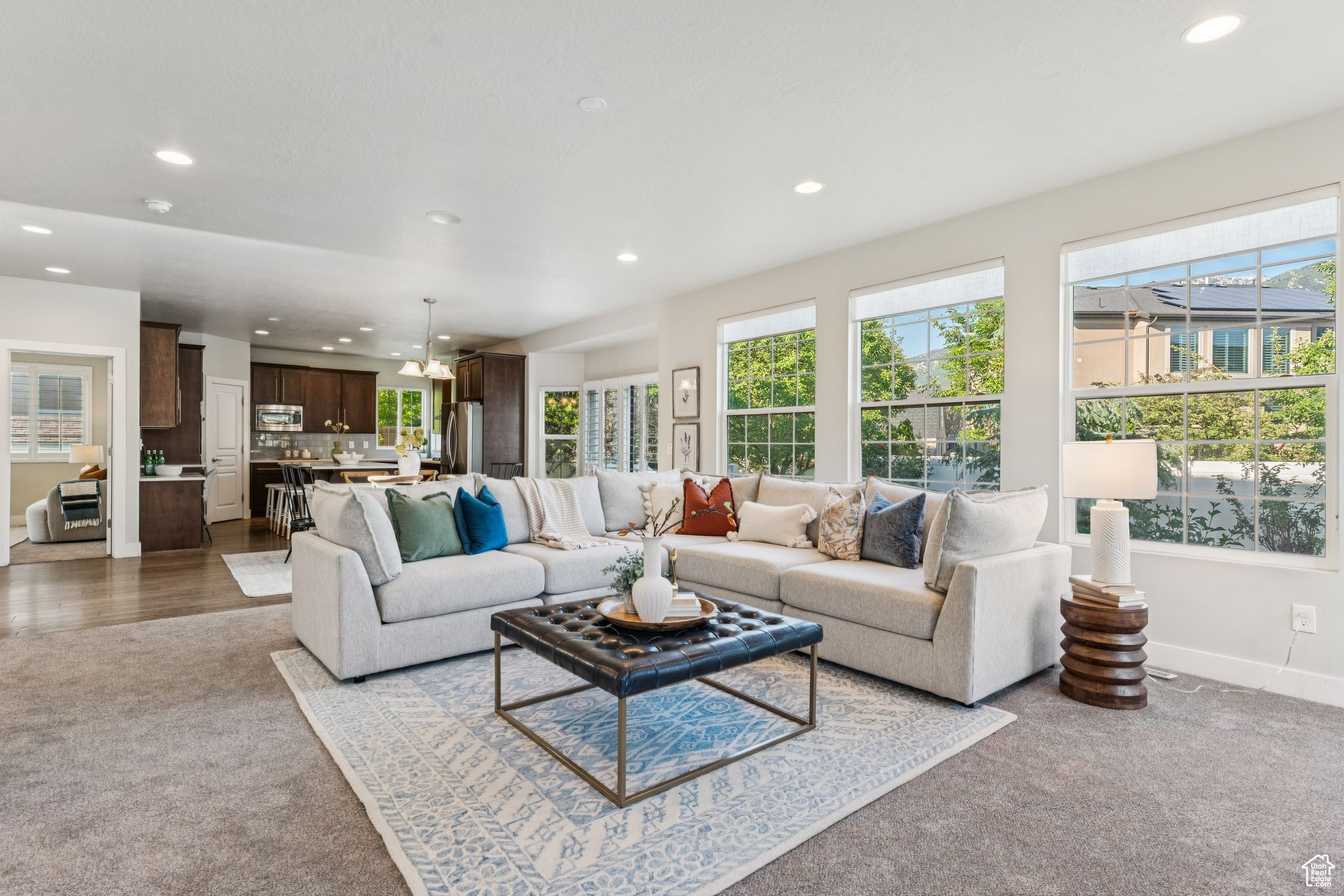 Draper, Utah 84020, United States, 4 Bedrooms Bedrooms, ,3 BathroomsBathrooms,Residential,Active,147072