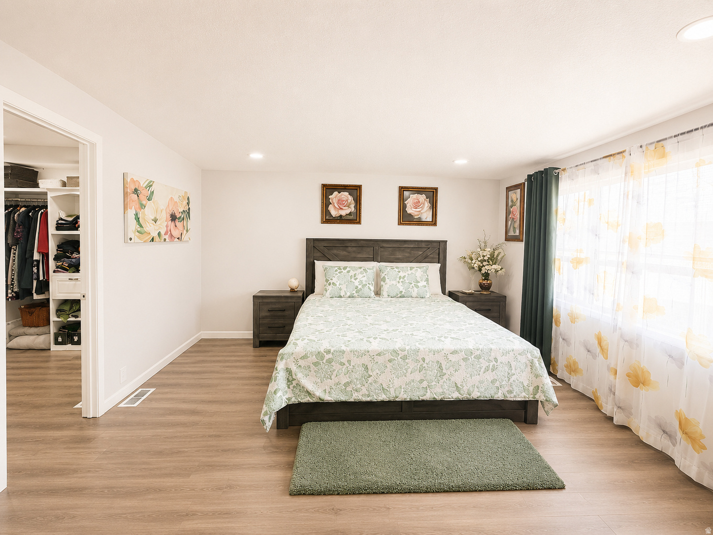 EAST MEADOWS - Residential