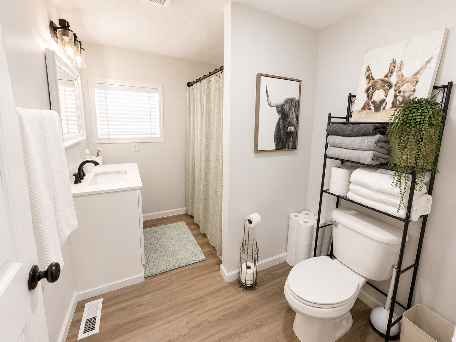 EAST MEADOWS - Residential